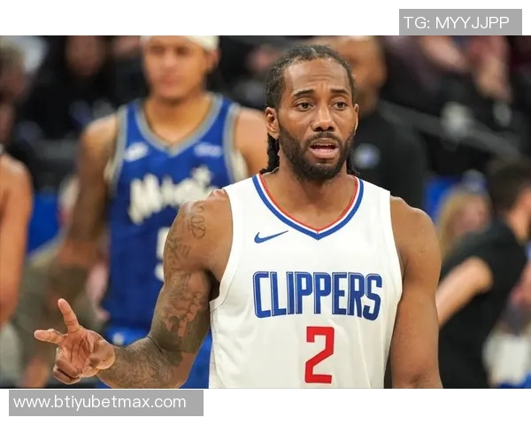 小卡主动要求下场膝盖遭科林斯重击引发关注